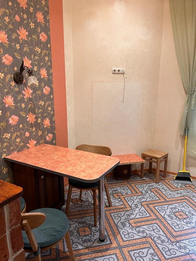 Happy Apartment On Kopernik 30 Lviv Eksteriør billede